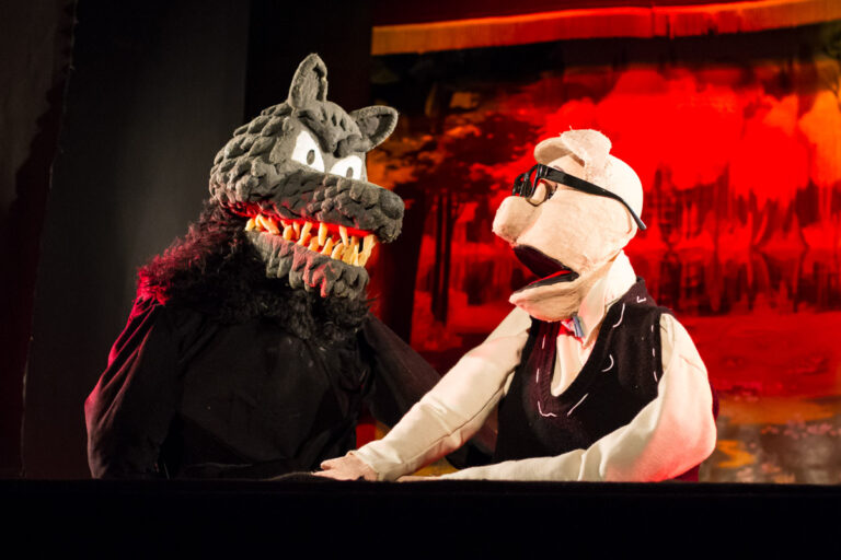 I Tre Porcellini –  Sabato 15 Novembre ore 16.30